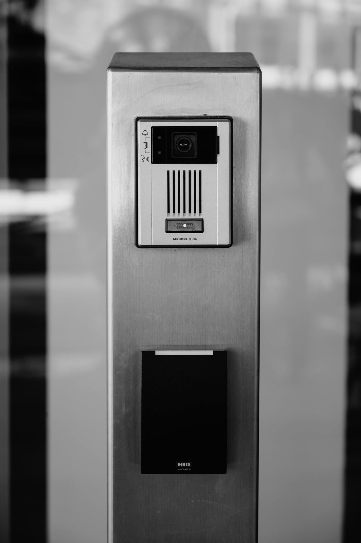 Entry pedestal with an intercom and keypad