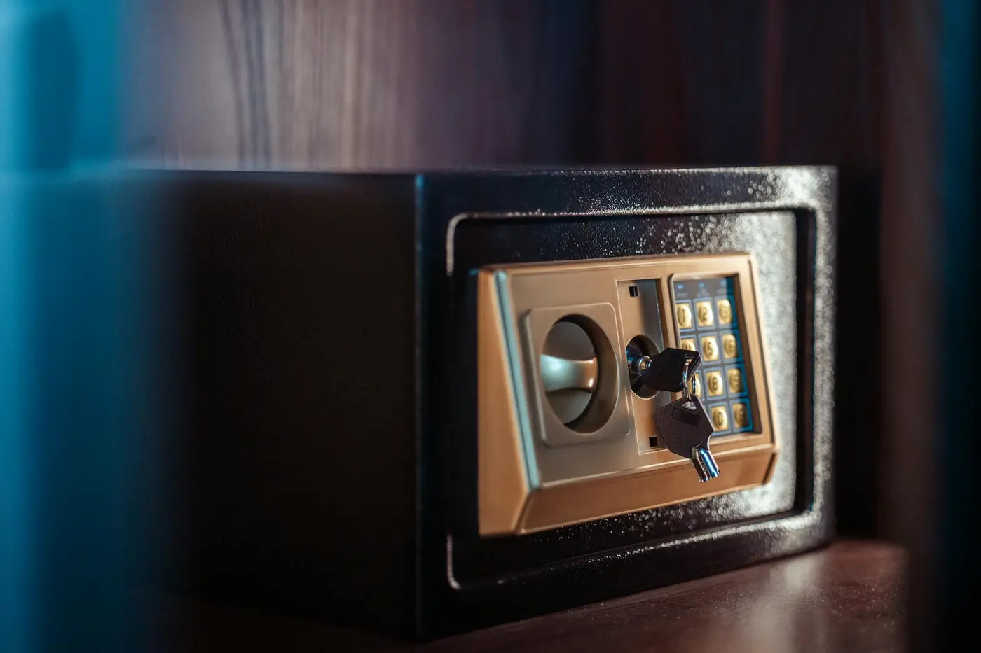 Home Safe Installation by DC Local Locksmith in Washington DC