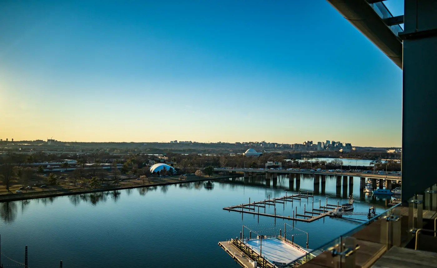 Locksmith service in Arena Stage Area, Washington DC · DC Local Locksmith responds in 15 minutes