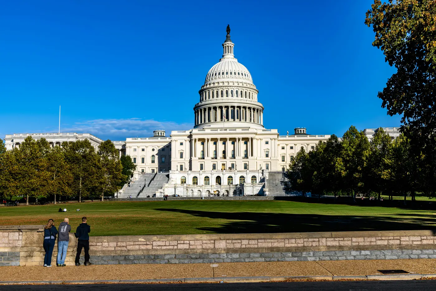 Locksmith service in Barracks Row, Washington DC · DC Local Locksmith responds in 15 minutes
